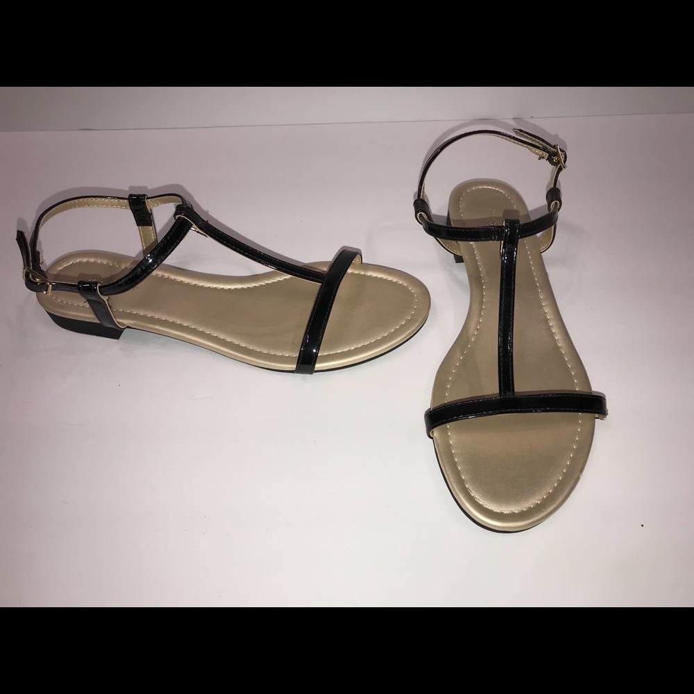 New! Jaclyn Smith women’s Demi T Strap Sandals